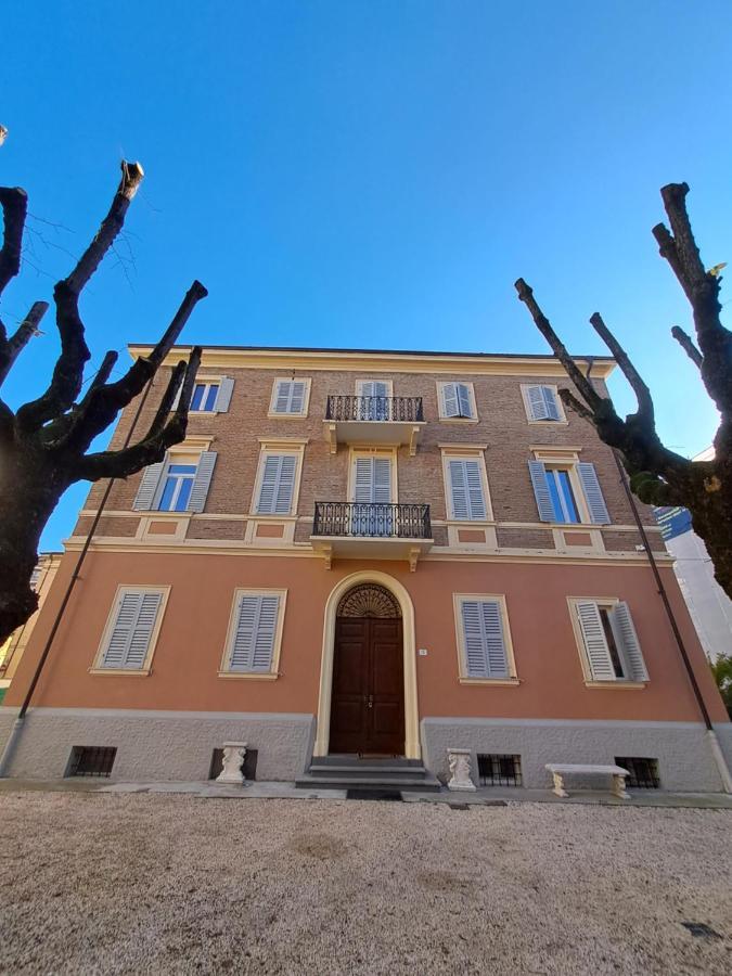 Residence Del Centro Modena Dış mekan fotoğraf